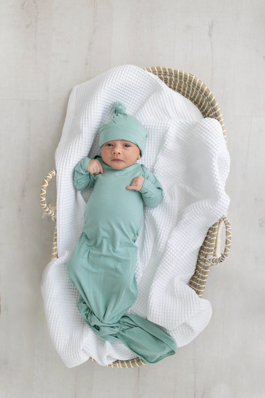 Knotted Baby Gown Hat Bundle